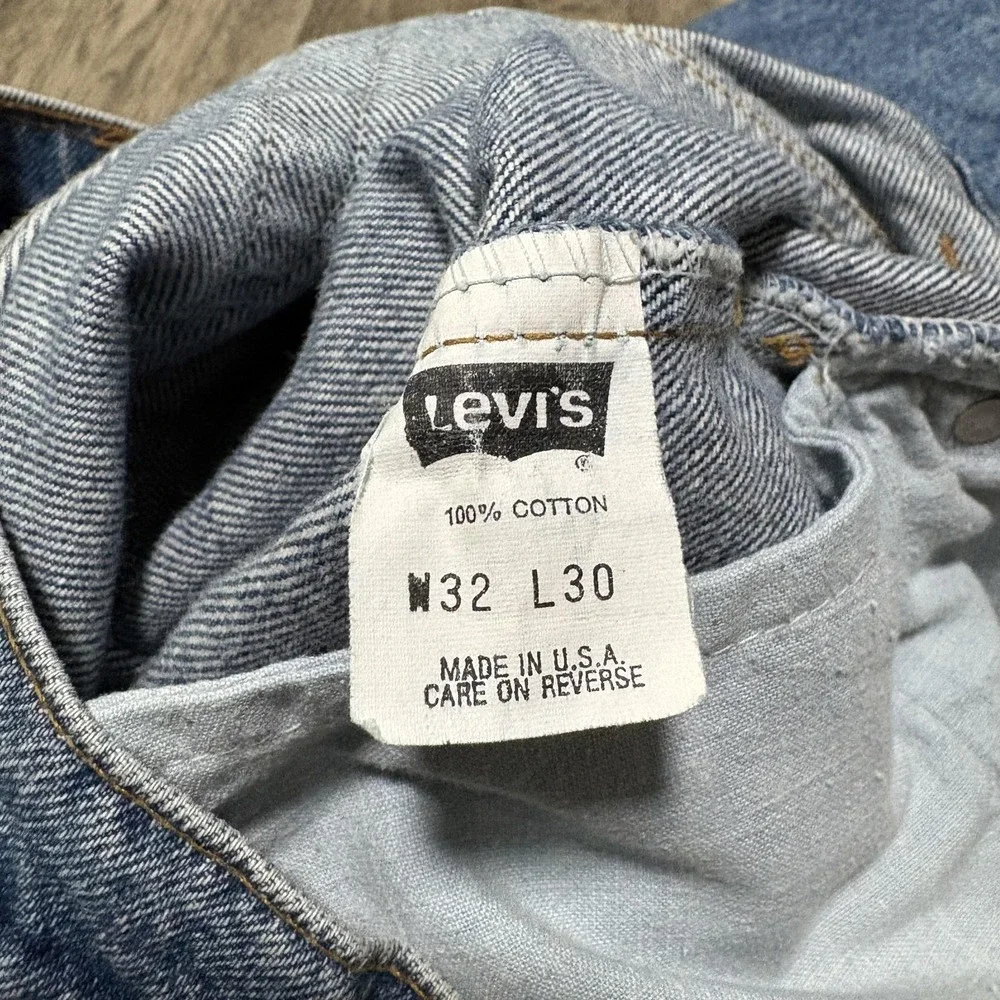 Vintage Levis 505 Jeans Mens 32x30 Blue Denim Regular Fit Straight Leg USA 90s